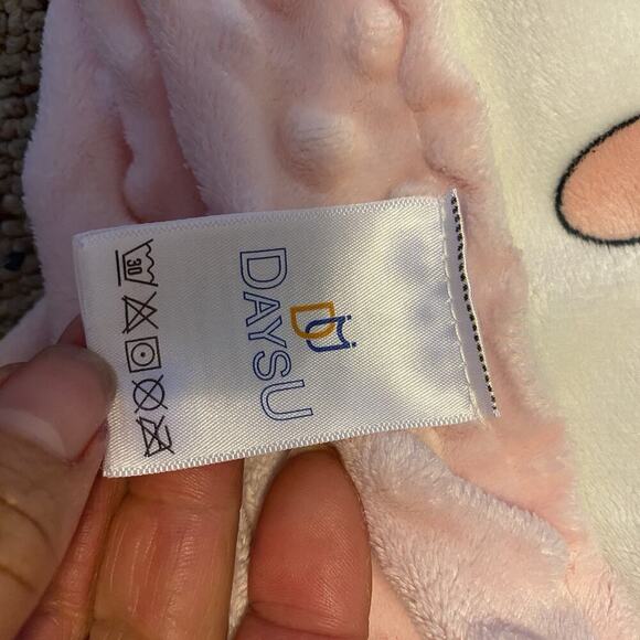 DAYSU Baby Crib Blanket Soft Double Sided Elephants Hearts Print Pink White - Picture 3 of 6